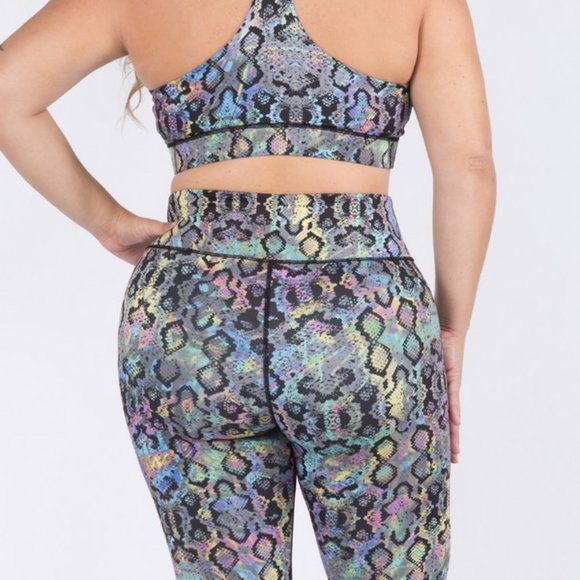 Women's Active Snakeskin Print Workout Leggings - Picture 6 of 8